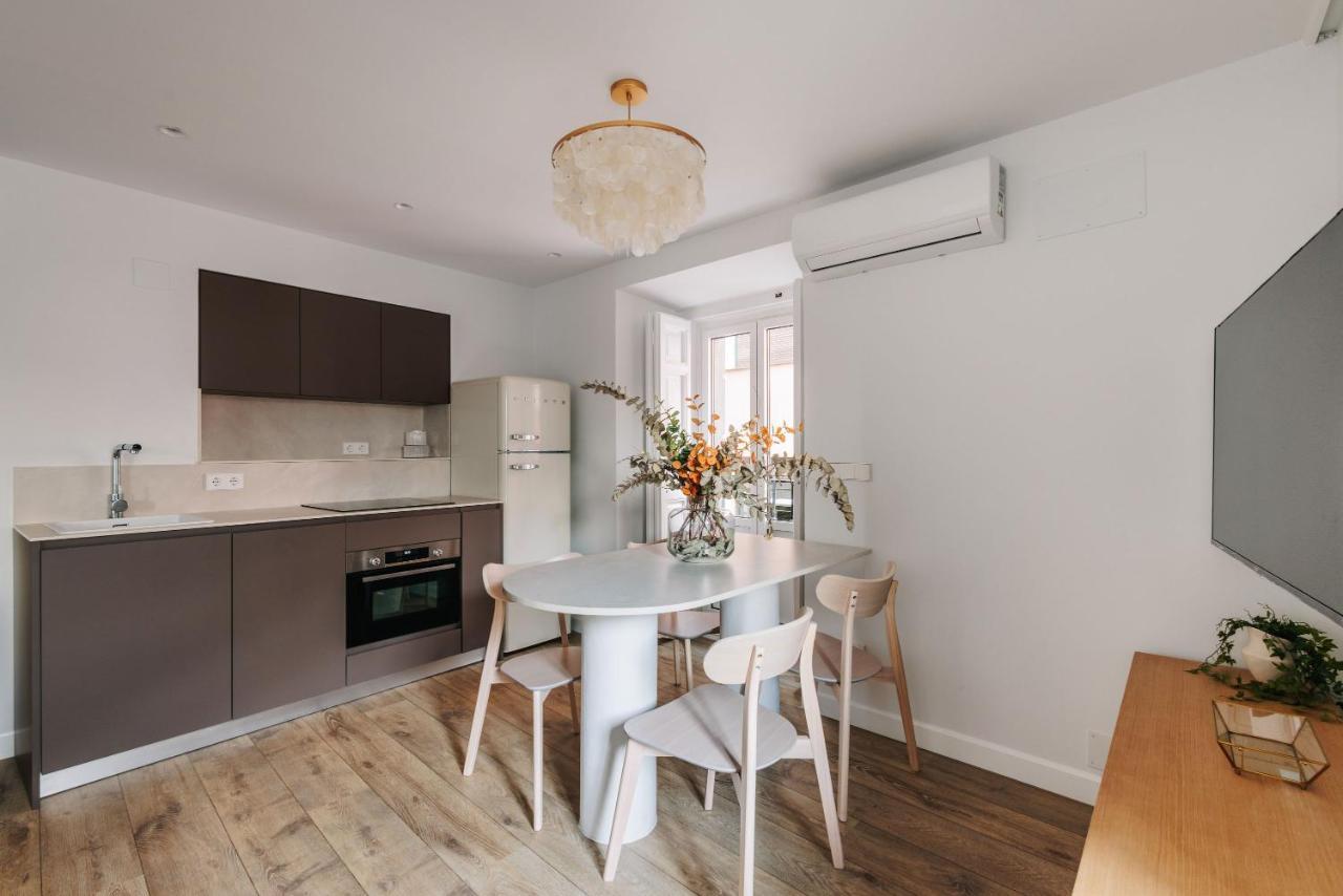 Beautiful Apartment In The Heart Of Мадрид Екстериор снимка
